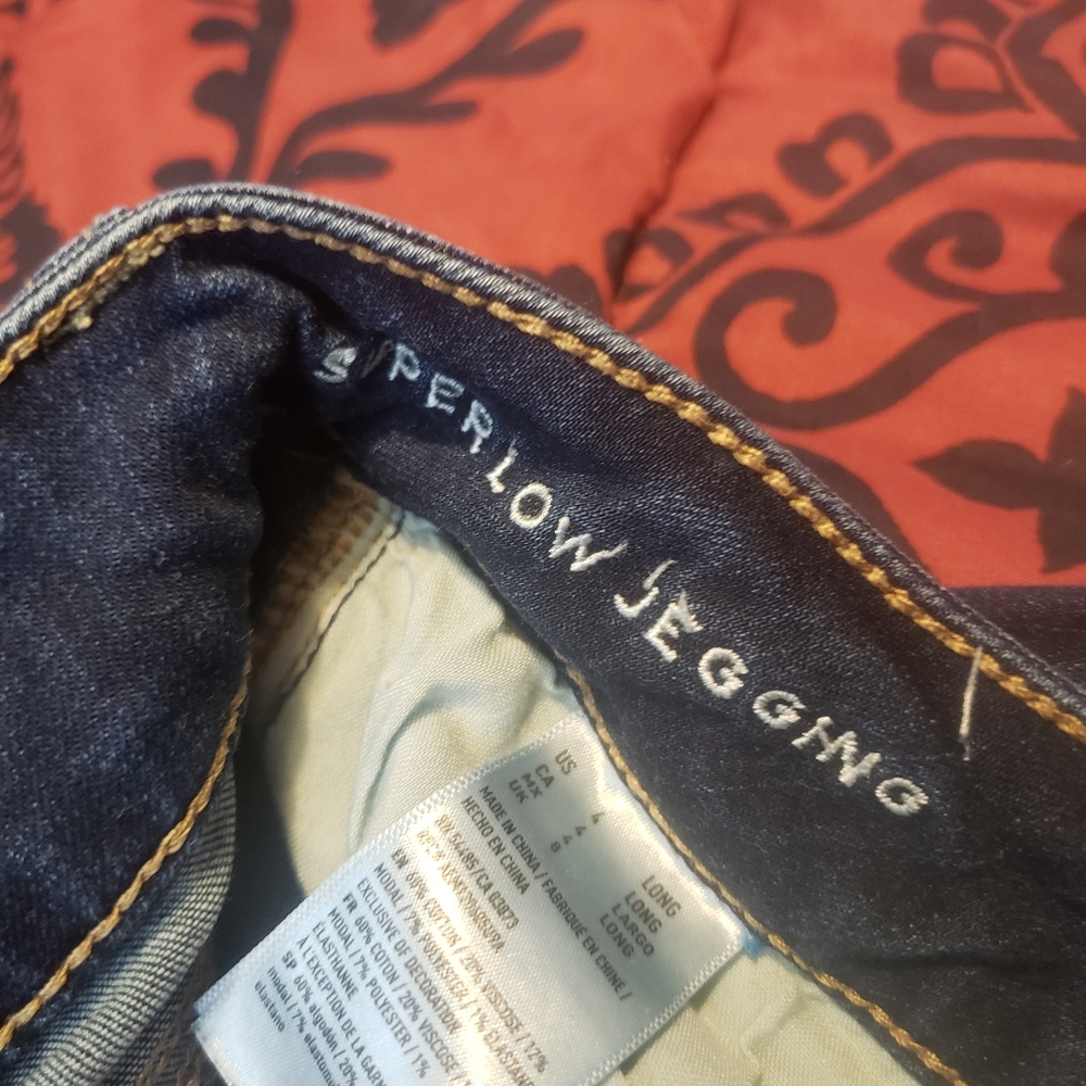 Jeans - Picture 2 of 3